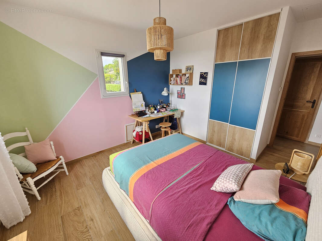 Maison à SAINT-JEANNET