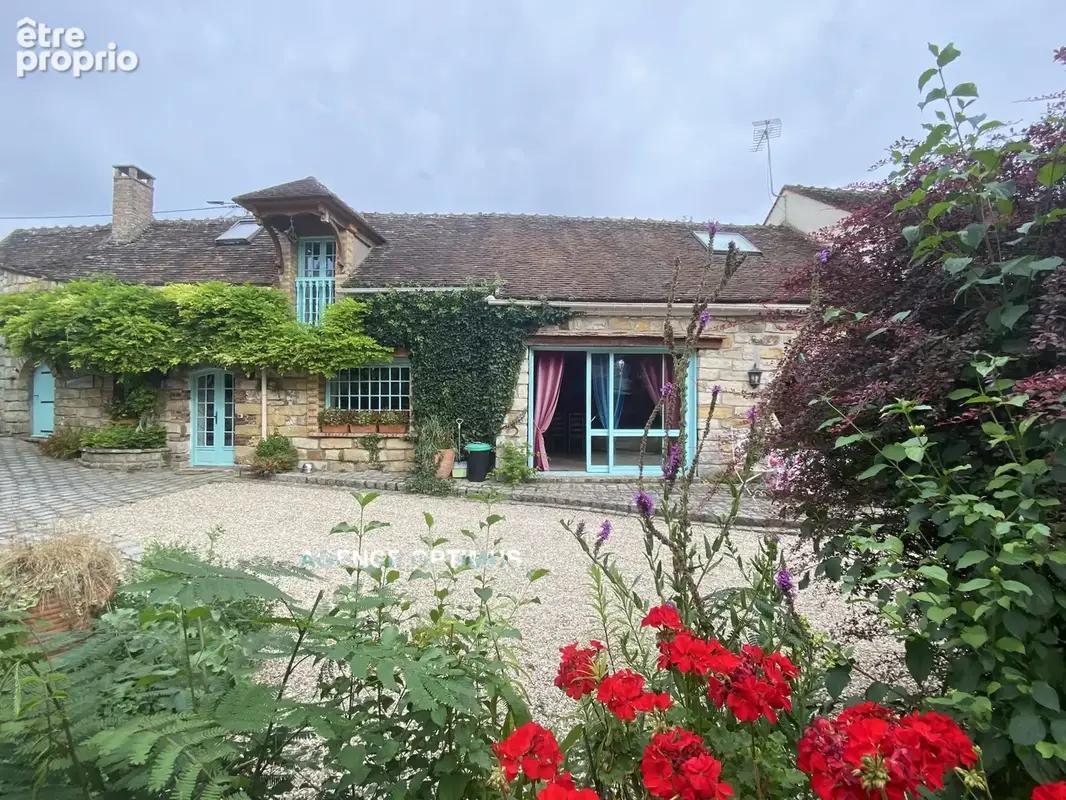 Ensemble de 2 proprietes de charme sur terrain clos 2240m2 - photo 15