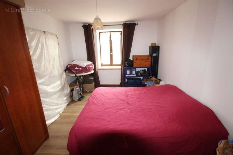 Maison en pierres à vendre 7 pièces de 168 m² à MARIGNIEU (01) plus sous-sol - photo 37