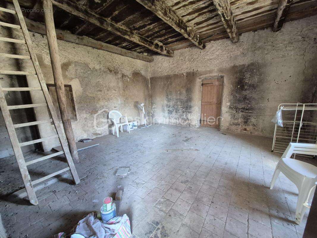 Maison à LACHAPELLE-SOUS-AUBENAS