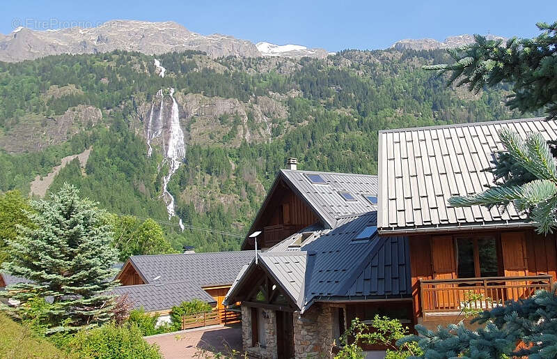 Appartement à VAUJANY