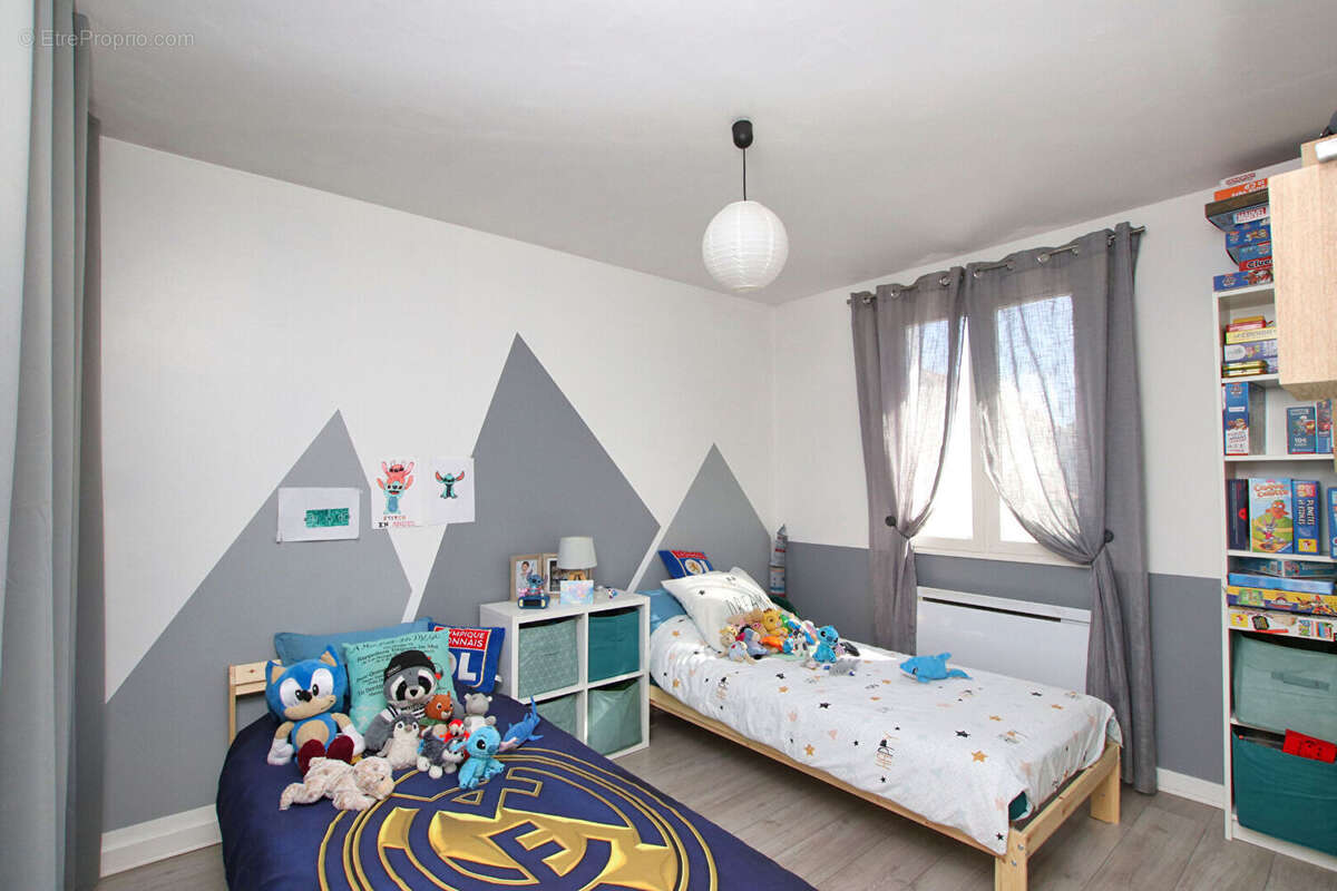 Maison à CHARVIEU-CHAVAGNEUX