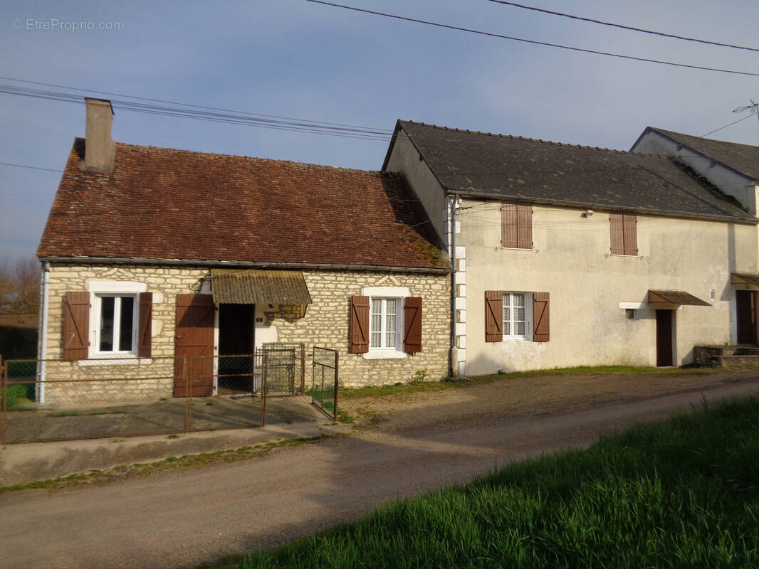 Maison à BONA