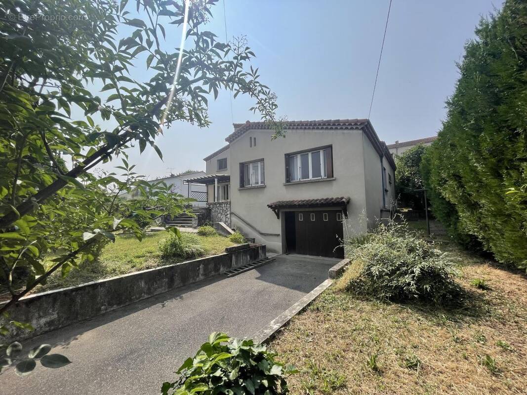 Maison à LA VOULTE-SUR-RHONE