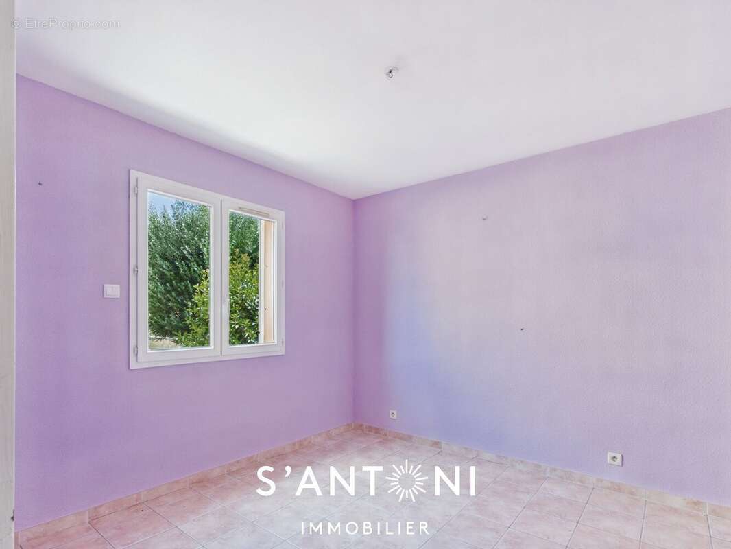 VIAS - Villa T4 de plain-pied garage et jardin - photo 8
