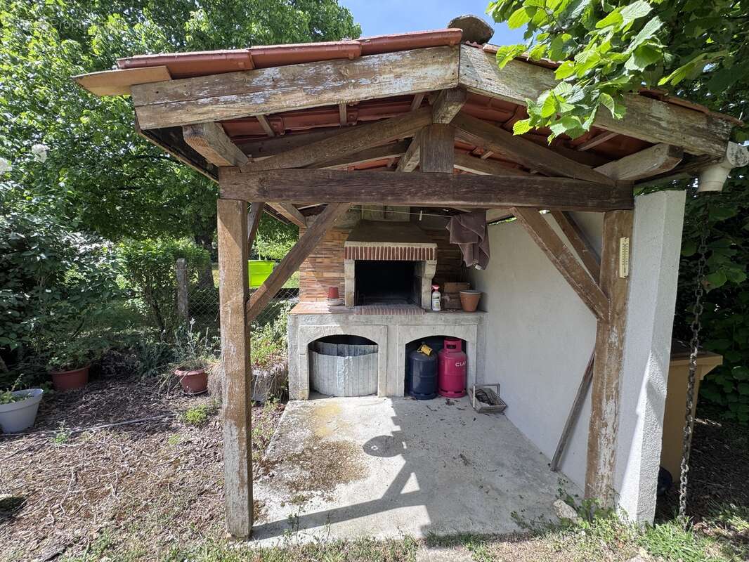 Maison à LAGORCE