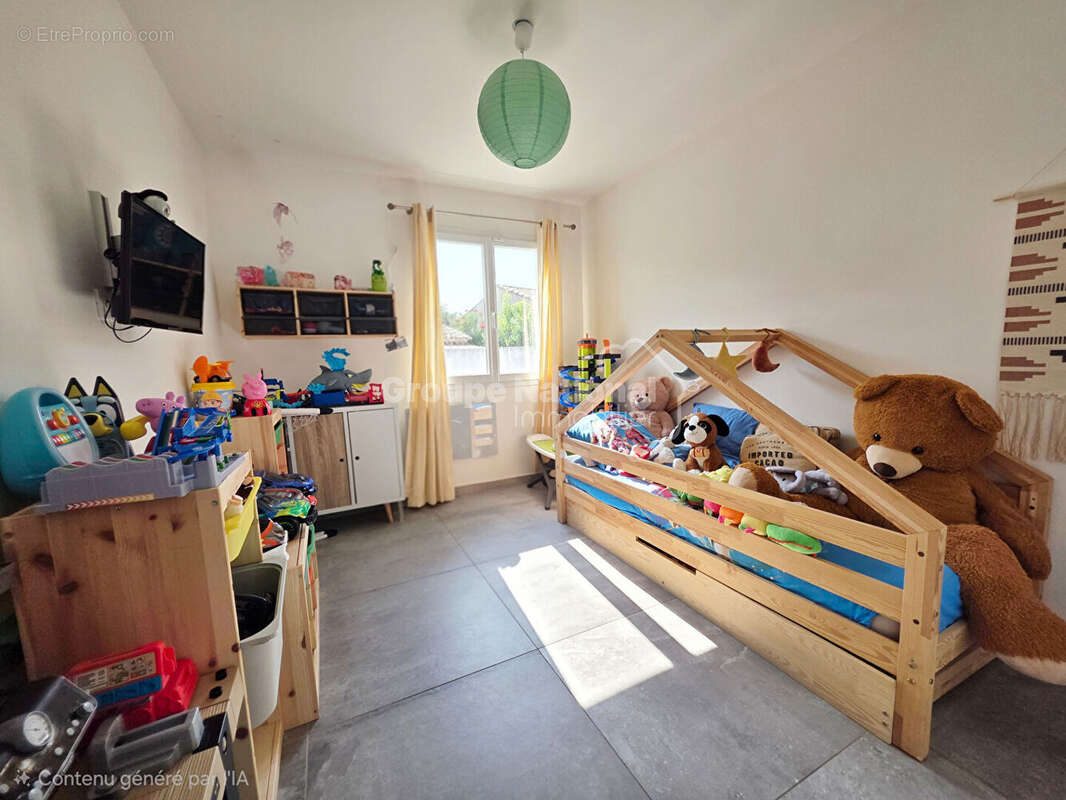 Superbe maison plain-pied de 2018 T4  96 m²  Piscine  Proche centre-ville - photo 9