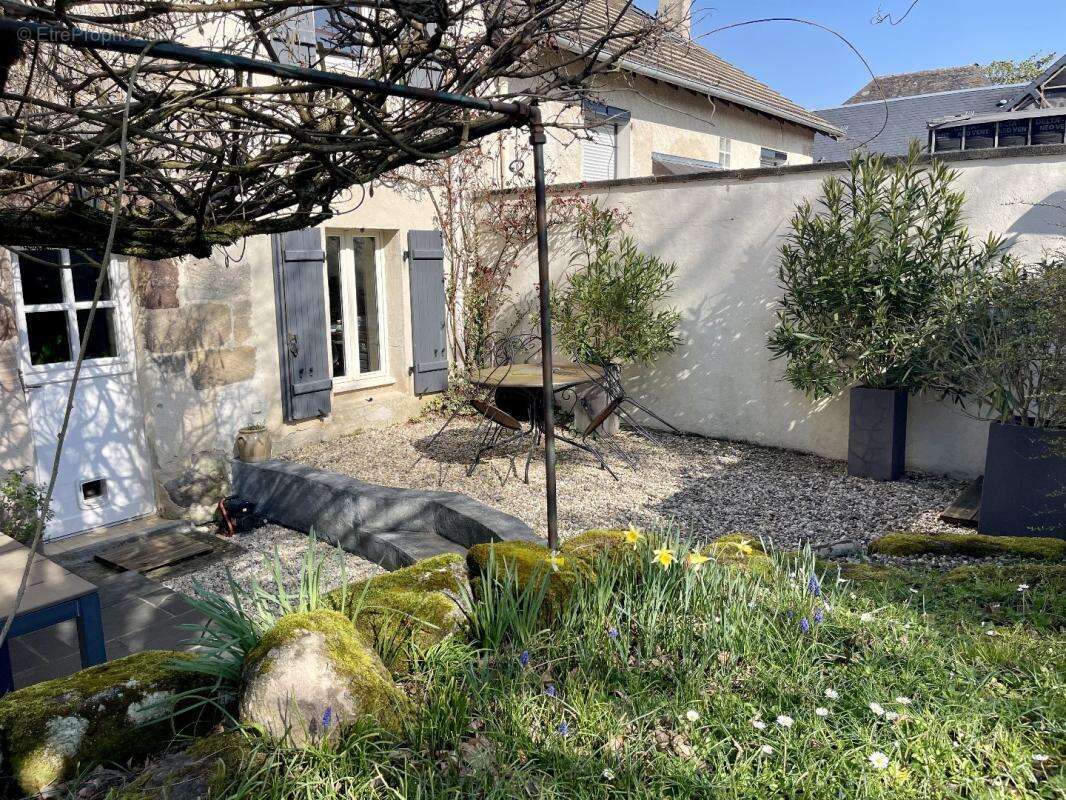 Maison à USSAC