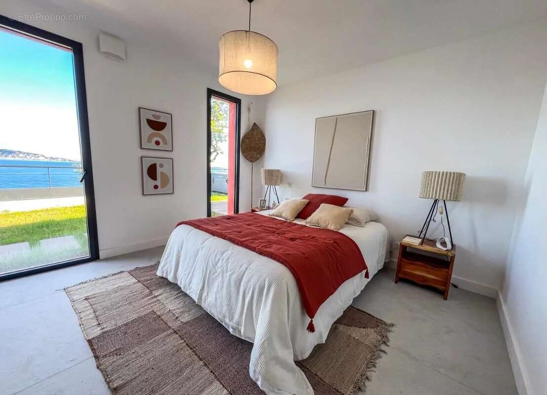 Appartement à THEOULE-SUR-MER