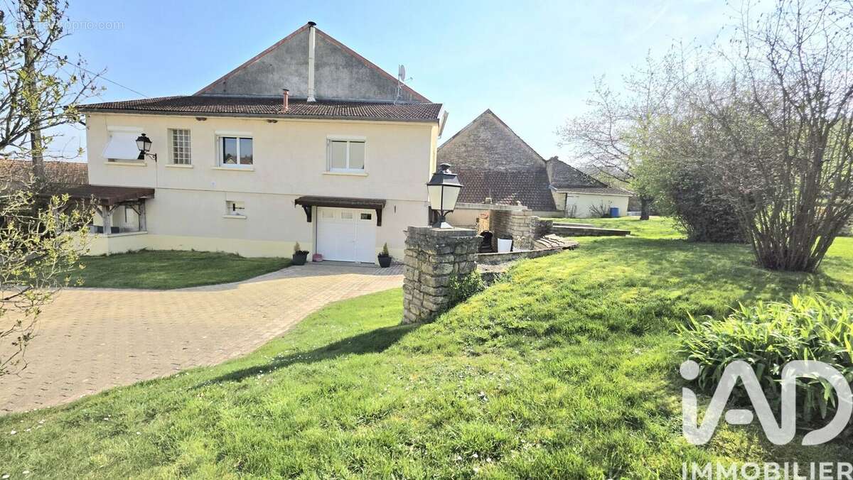 Photo 2 - Maison à BRICON