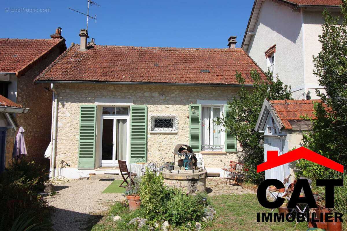 Maison à CHAMPAGNE-SUR-SEINE