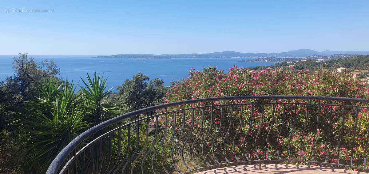 Maison à LES ISSAMBRES