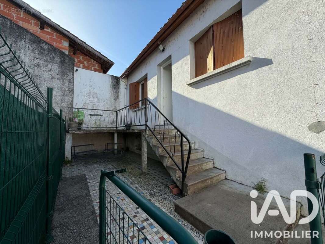 Maison 55 m² à Granges-Sur-Lot  - photo 4