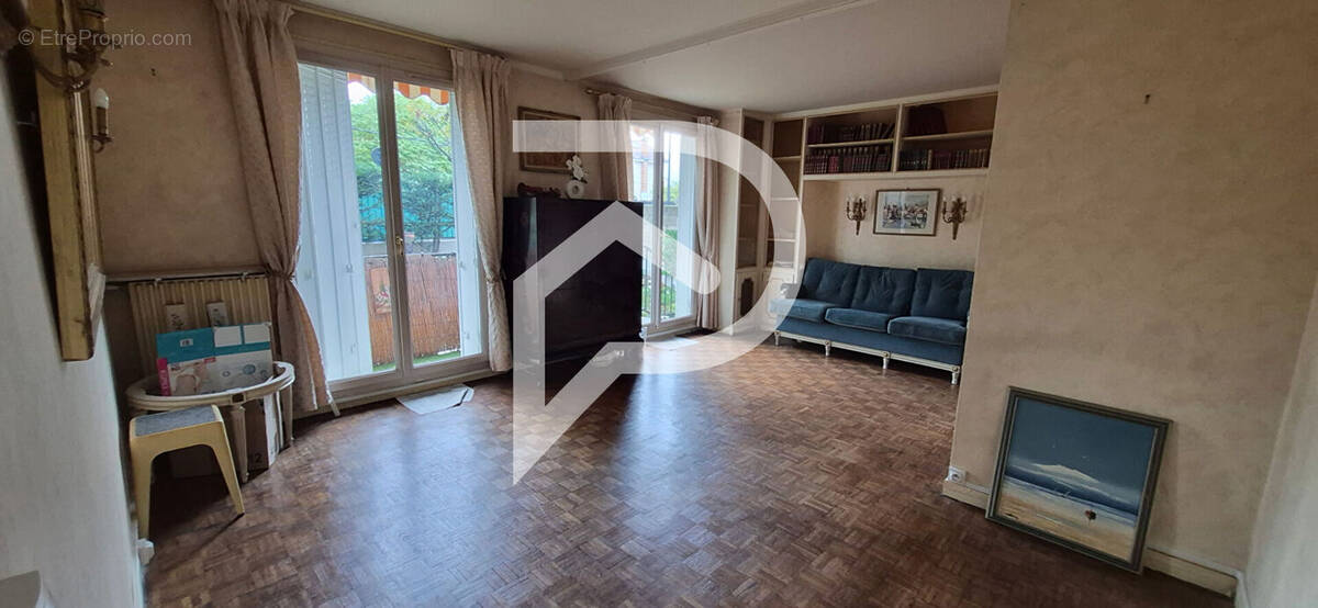 Appartement à COLOMBES