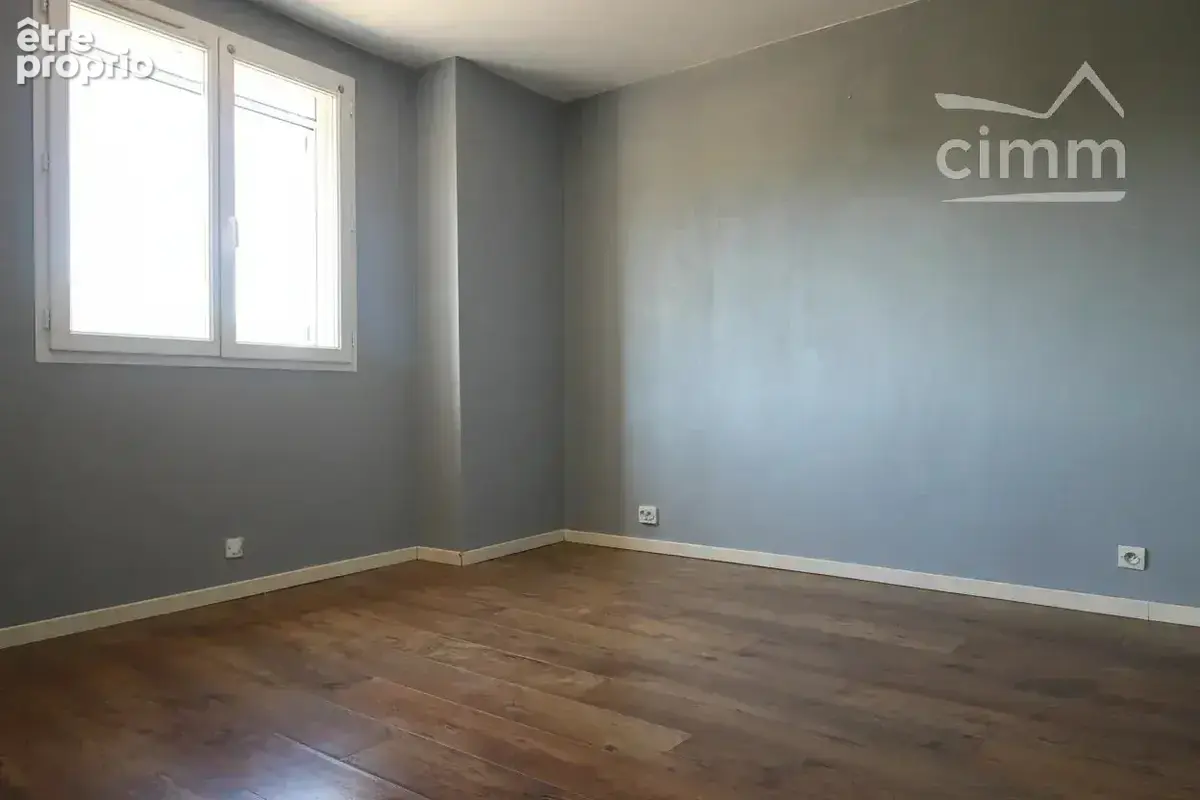 Maison 4 pièces de 91 m² avec jardin à Villefort - photo 6