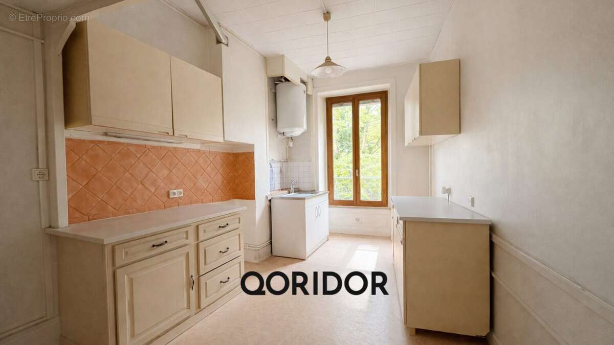Appartement à LYON-5E