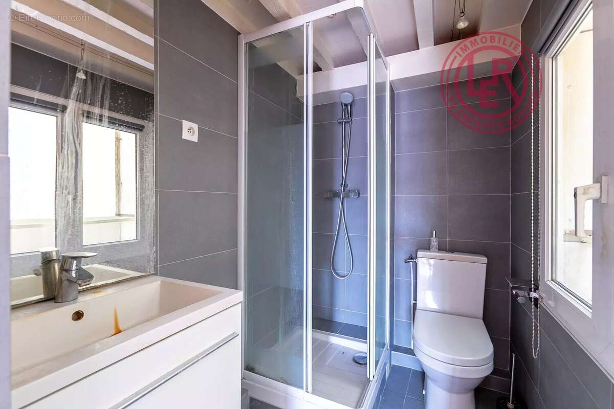 Appartement à PARIS-2E