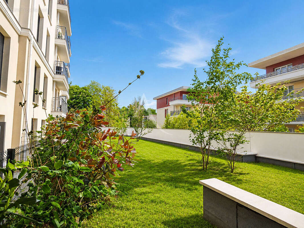 Appartement Gagny 2 pièce(s) 46.68 m2 - photo 2