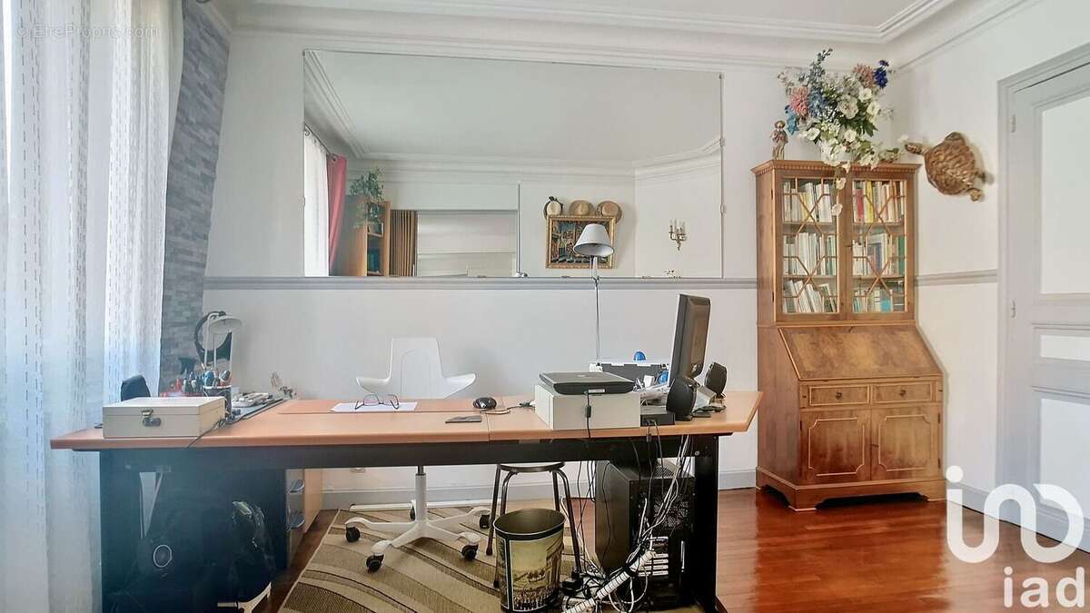 Photo 9 - Appartement à SURESNES