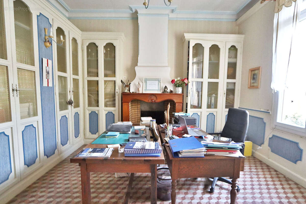 Maison à FLEURY