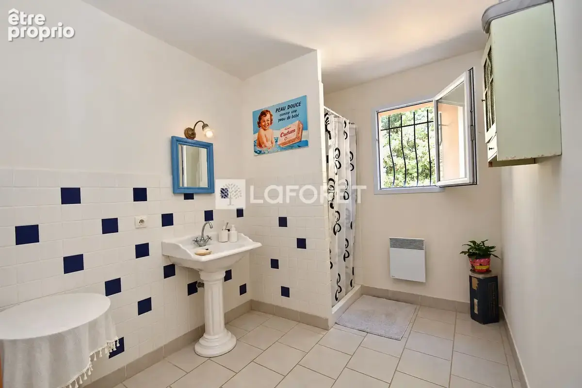 Maison Bagnols En Foret 4 pièces de 103 m2 sur terrain 2000m2 - photo 7