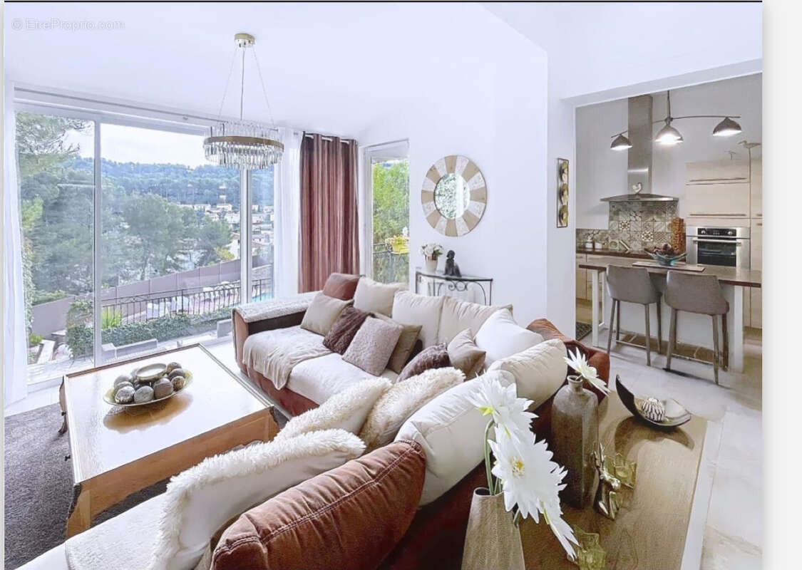 Maison à CARNOUX-EN-PROVENCE