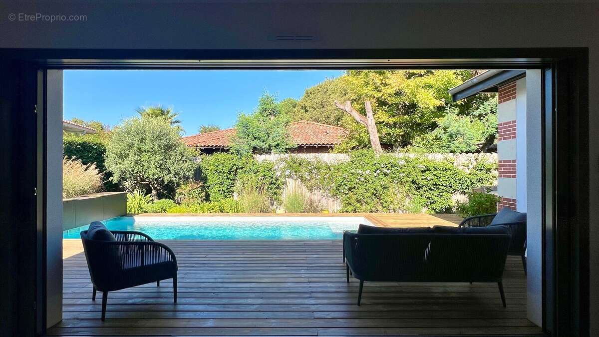 Maison à GUJAN-MESTRAS