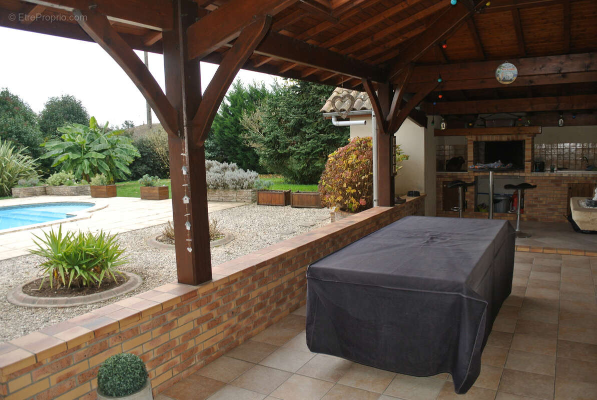 Maison à SAINTE-BAZEILLE