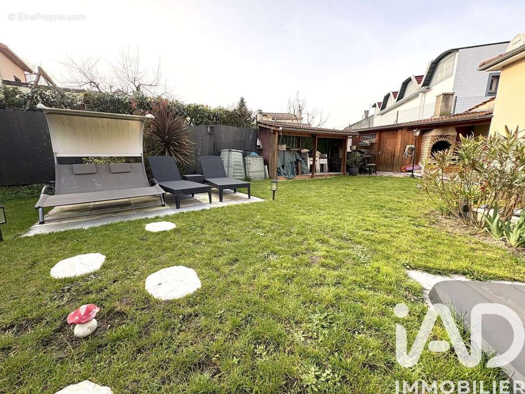 Photo 9 - Maison à LIVRY-GARGAN