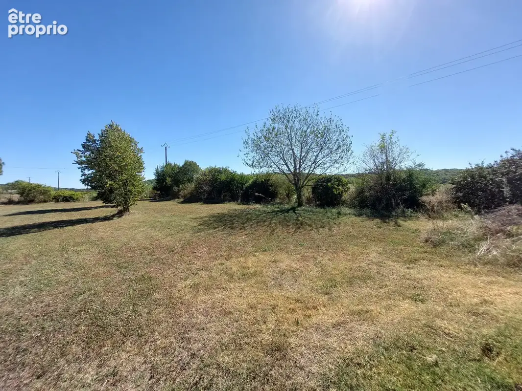 Terrain constructible à vendre 1300m2 avec pigeonnier - photo 5