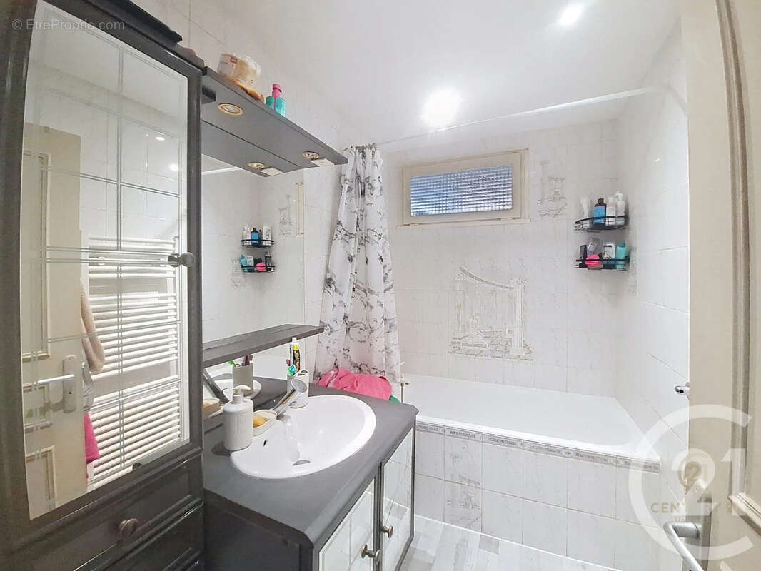 Appartement à GRIGNY