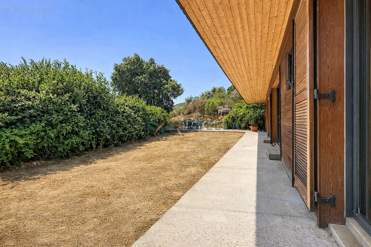 Maison 5 pièces avec panorama exceptionnel et calme absolu - photo 4