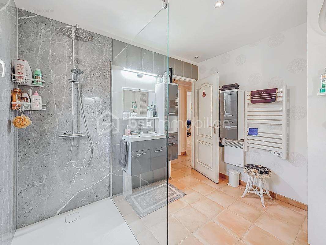 Maison à VILLEVEYRAC