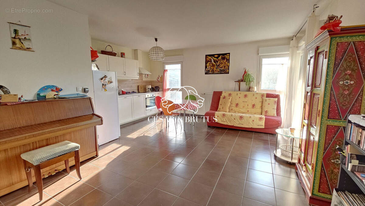 Appartement à VENISSIEUX