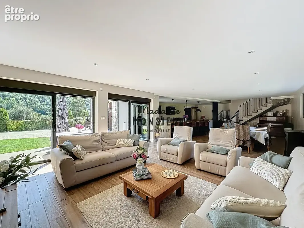 Propriété familiale 315 m 2 - photo 5