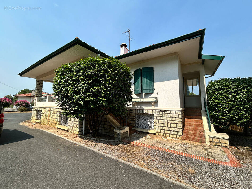 Appartement à SOUSTONS
