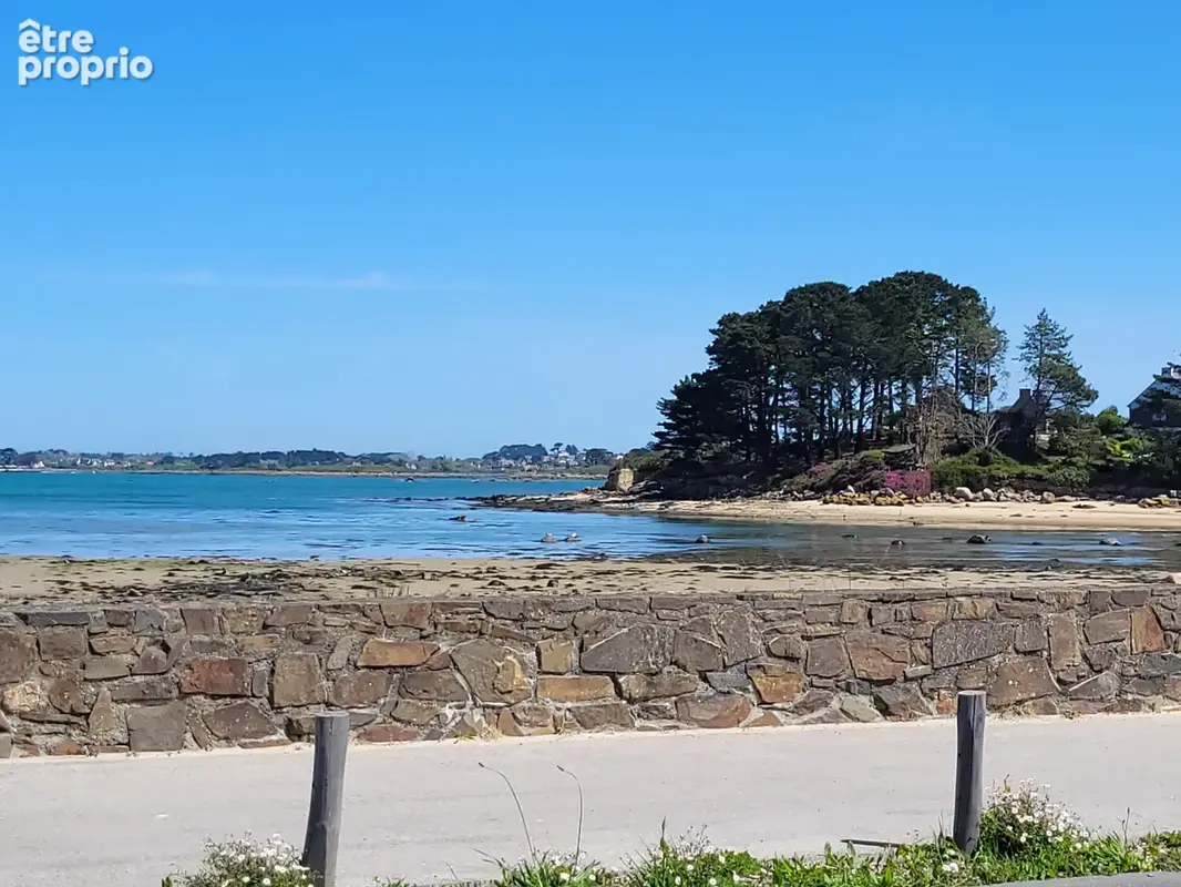 Terrain constructible, la mer à  moins de 10 min, secteur calme ... - photo 6