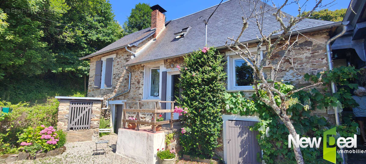 Maison à ARNAC-POMPADOUR
