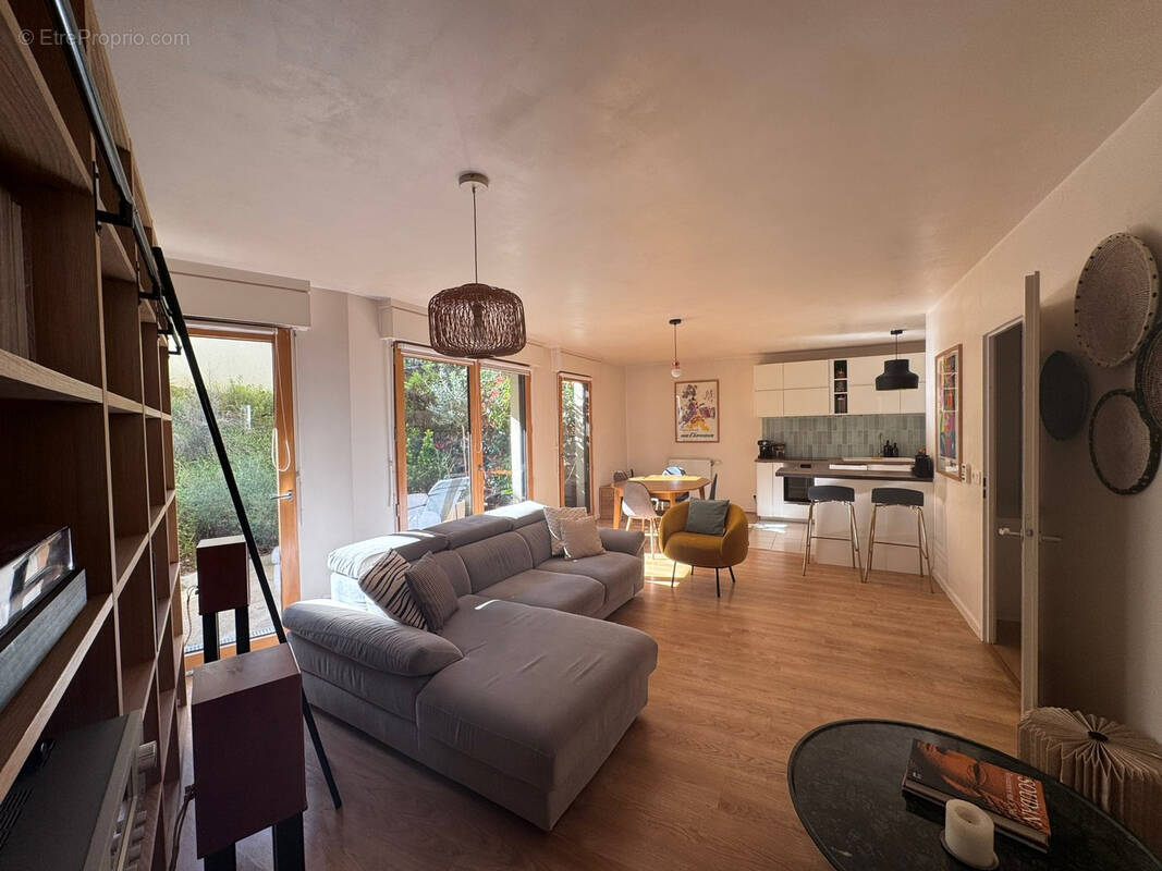 Appartement à CHAVILLE