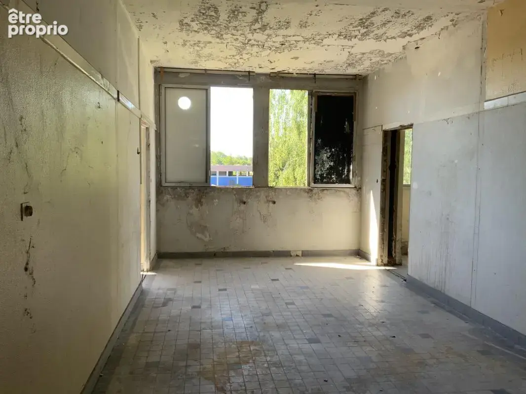 Ensemble immobilier - 2 313 m² - Noeux-les-Mines (62) - photo 11