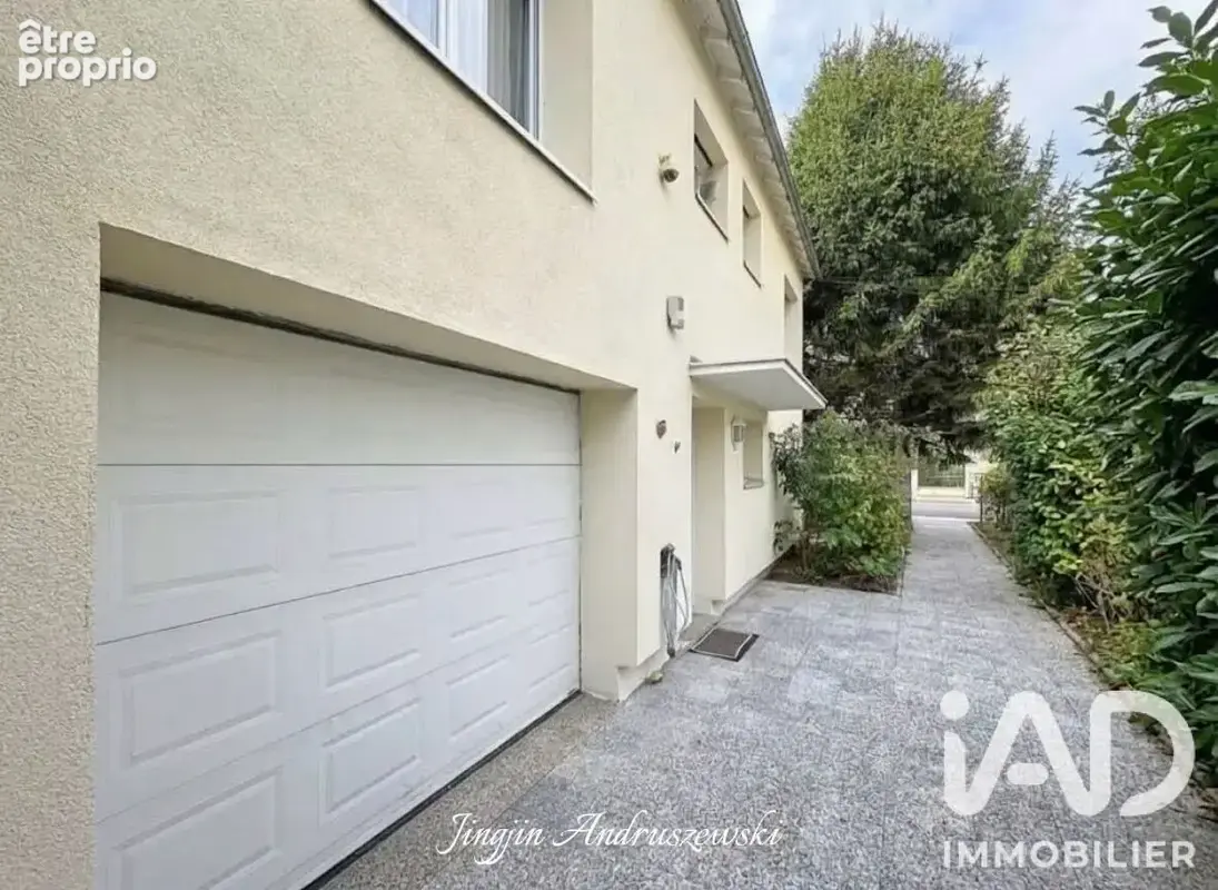 Photo 1 - Maison à RUEIL-MALMAISON