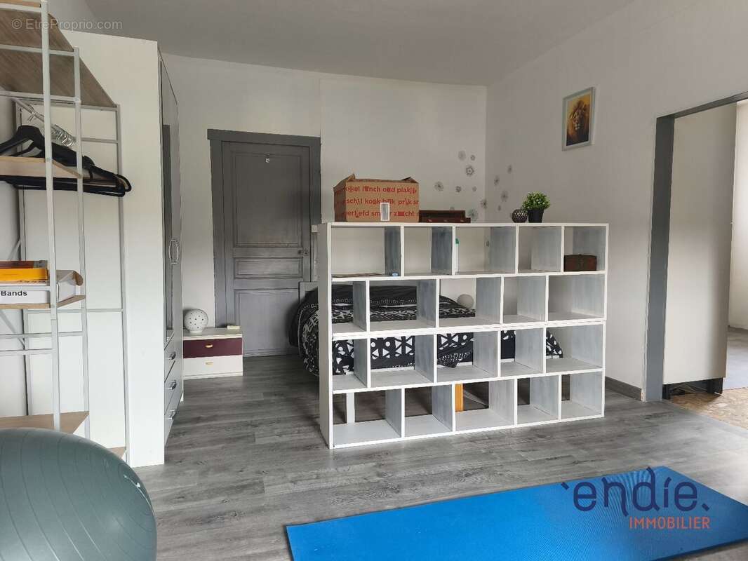 Maison à COSNE-D&#039;ALLIER