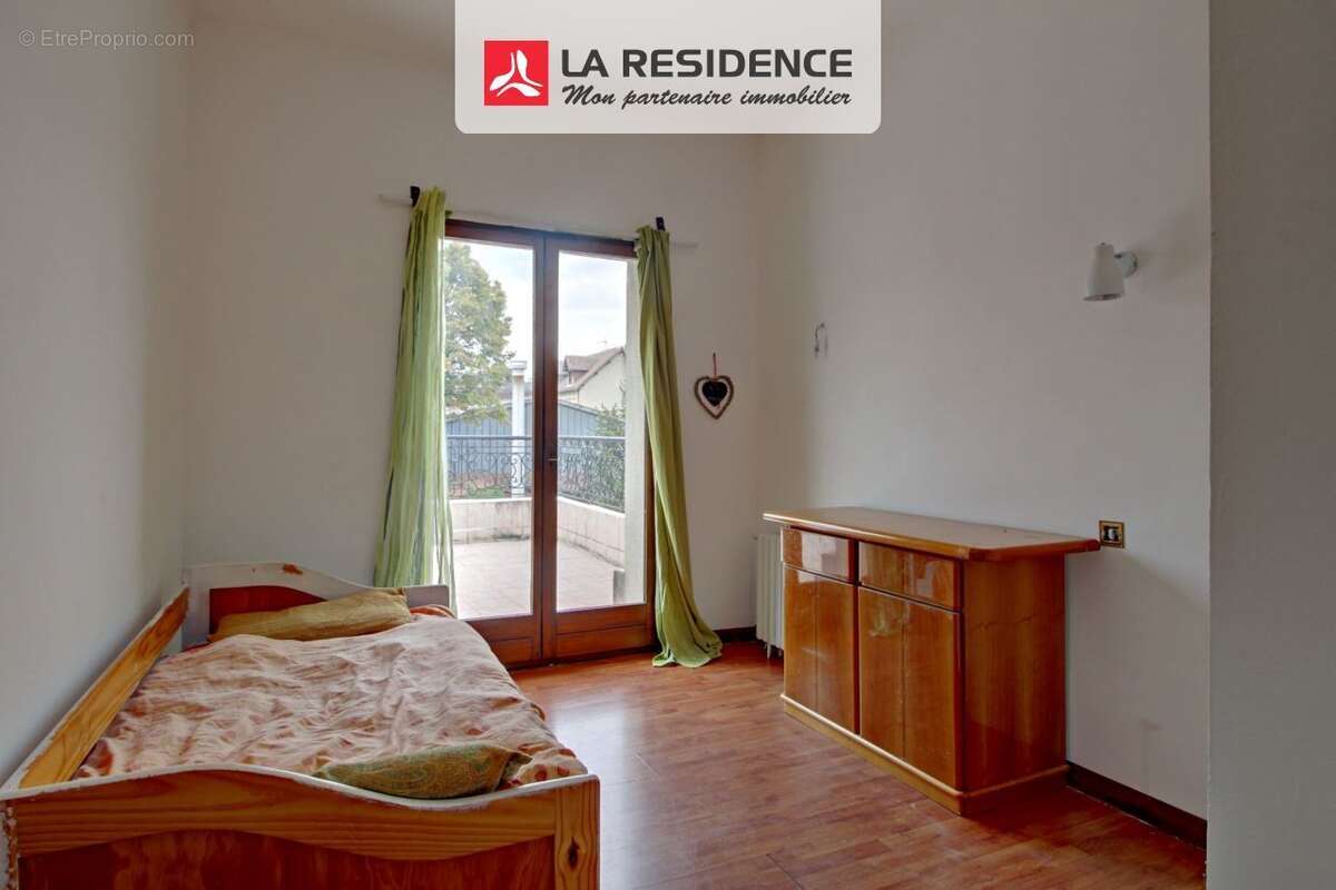 Maison à SAINT-ETIENNE-DU-ROUVRAY