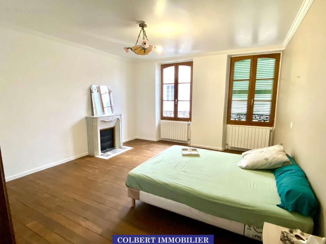 Maison 175 m² à Bassou  - photo 7