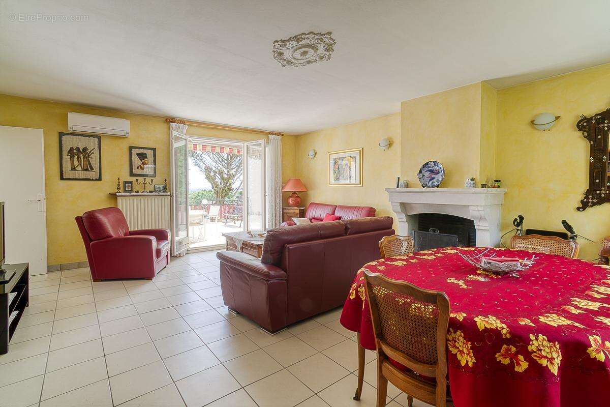 Maison à RILLIEUX-LA-PAPE