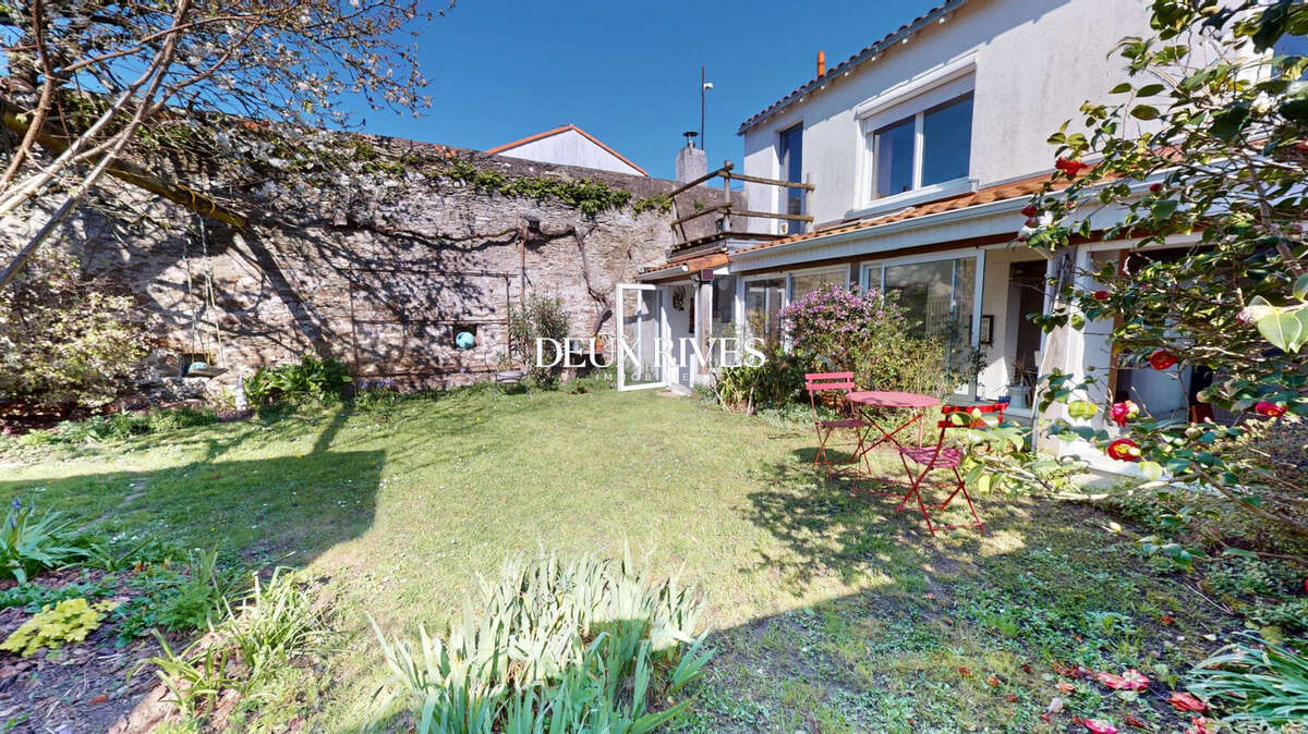 Maison 180 m² à Nantes  - photo 3