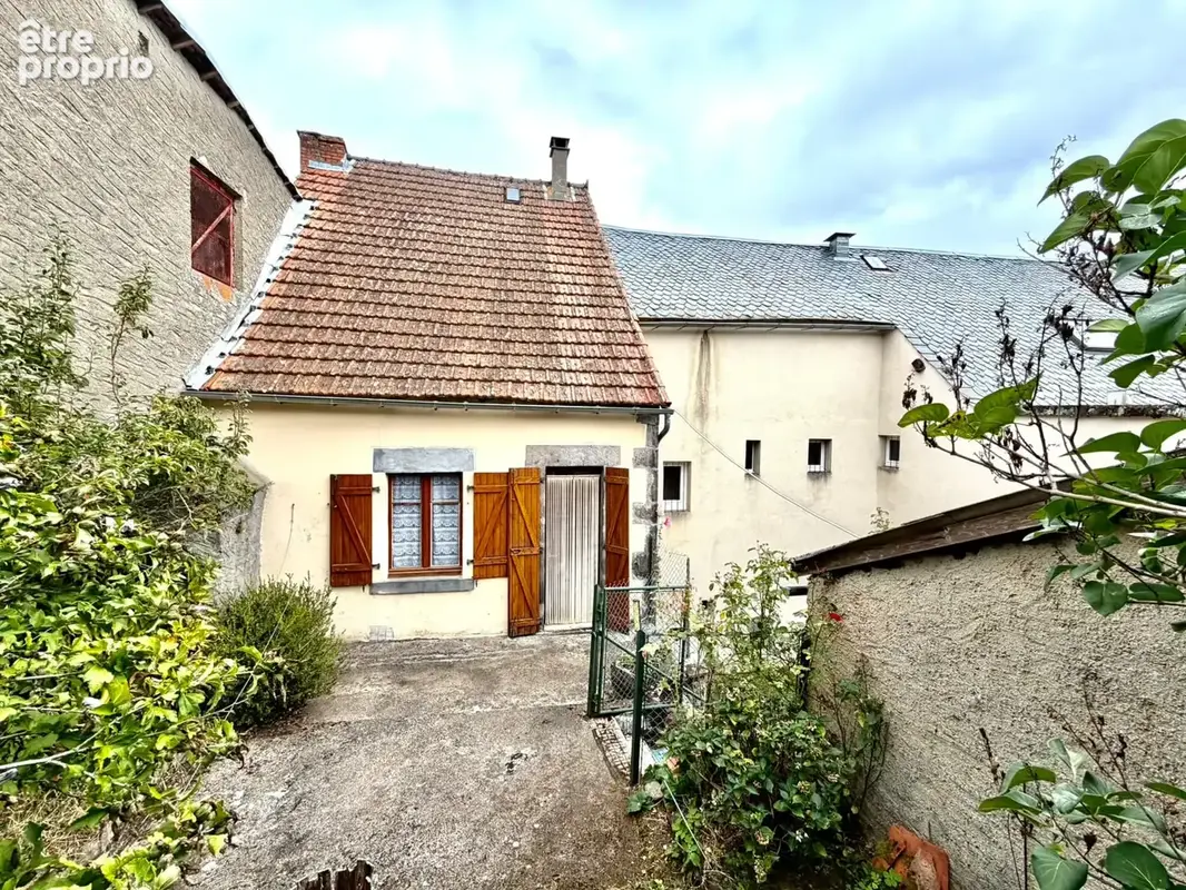 Maison de village avec terrain et dépendances - photo 2