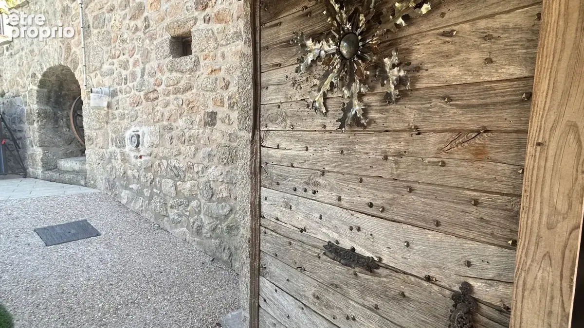 Ensemble en pierre d'exception aux portes de l'Aubrac : 4 maisons restaurées, piscine & patio - PROCHE ESTAING - photo 13