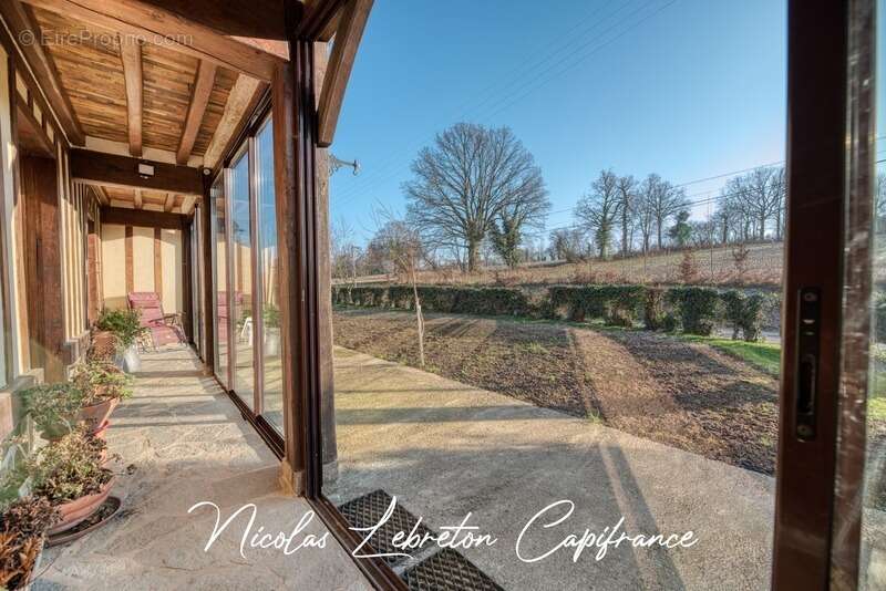 Maison à CHAMPSECRET