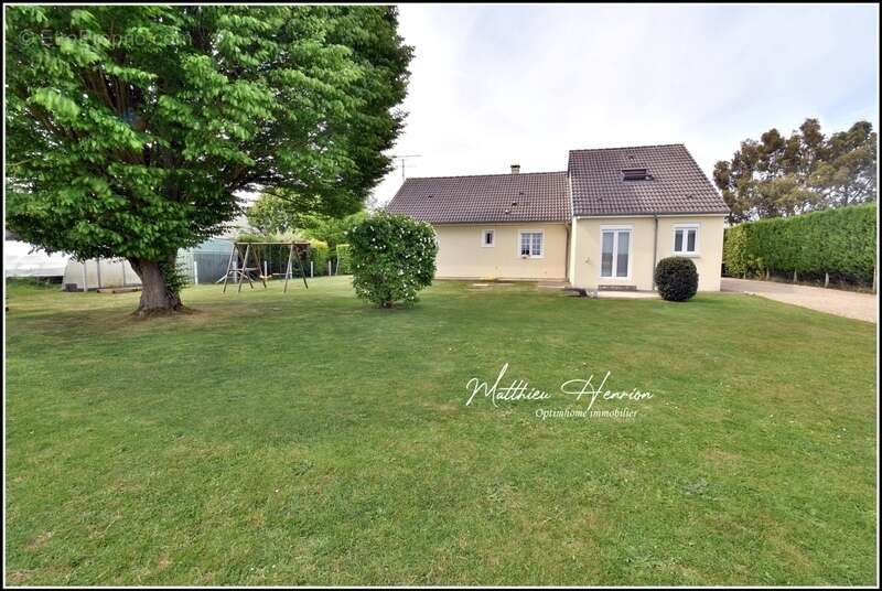 Maison à CIERREY